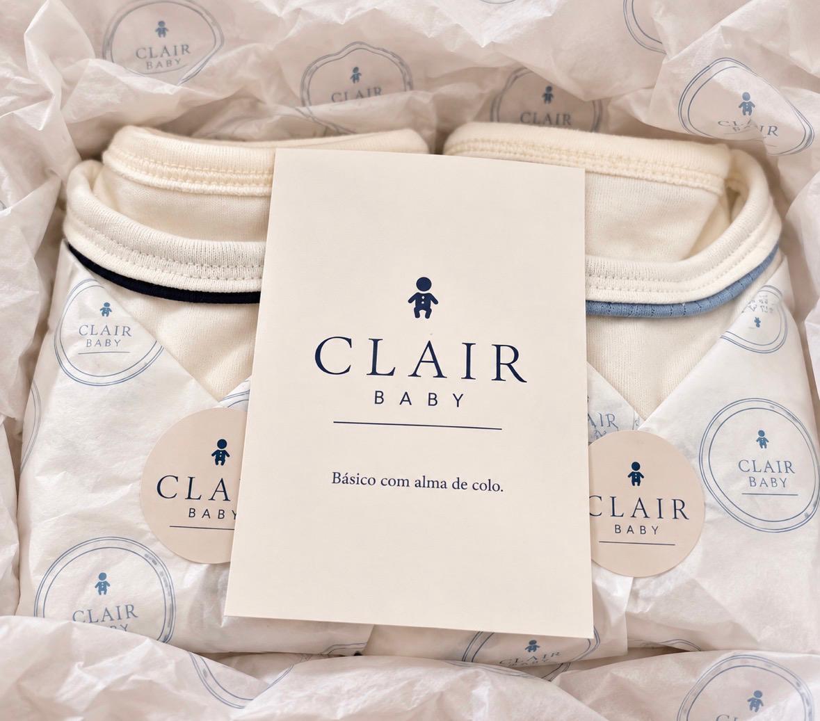 Caixa Clair Baby com bodies bicolores para presentear